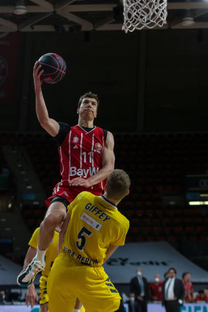 场比赛中 场比赛中